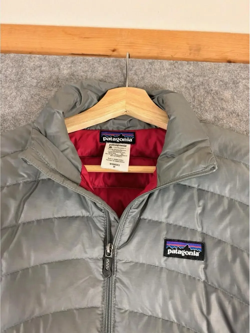 Patagonia Down Sweater Jacket Womens M Gray Quilted Down Fill Full Zip Hiking - Picture 3 of 7